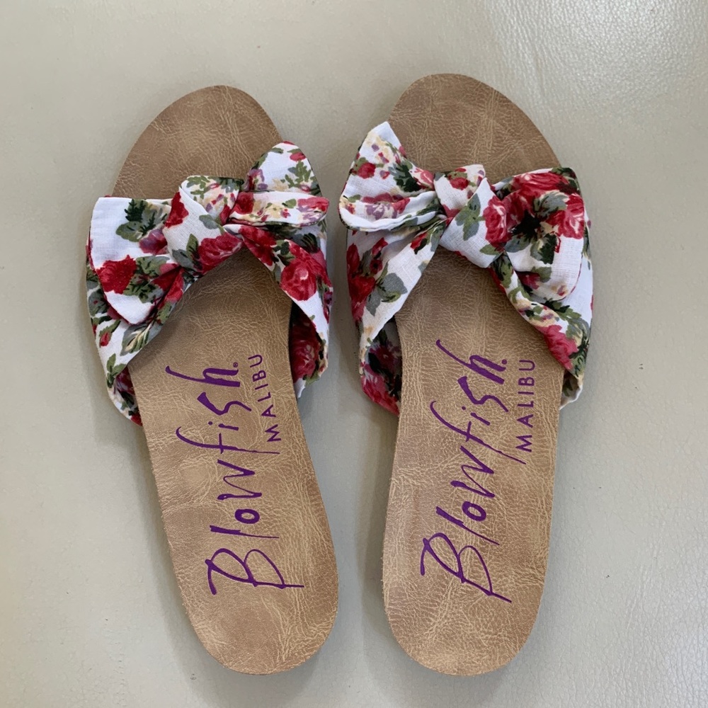 Super cute floral blowfish flats shoes 7